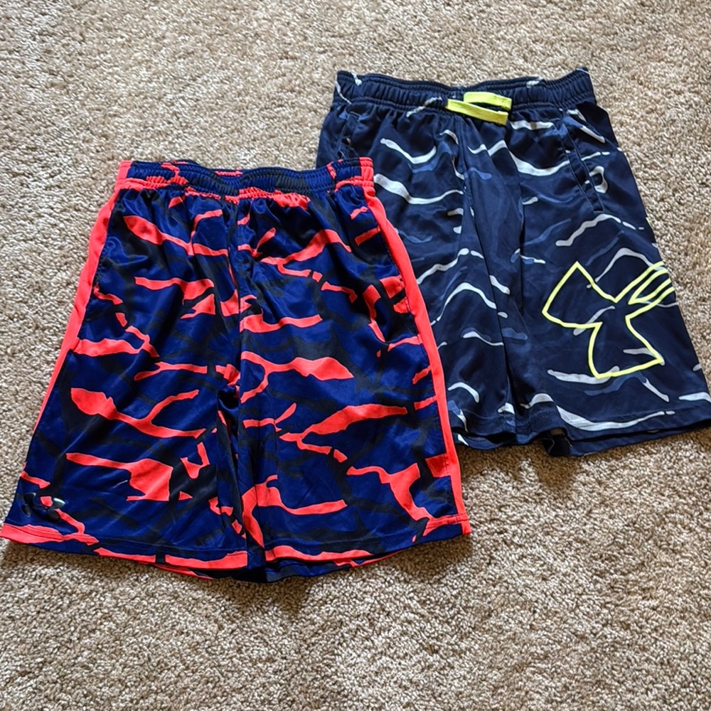 Under Armour Boys' Med Athletic Shorts Set - Red and Black